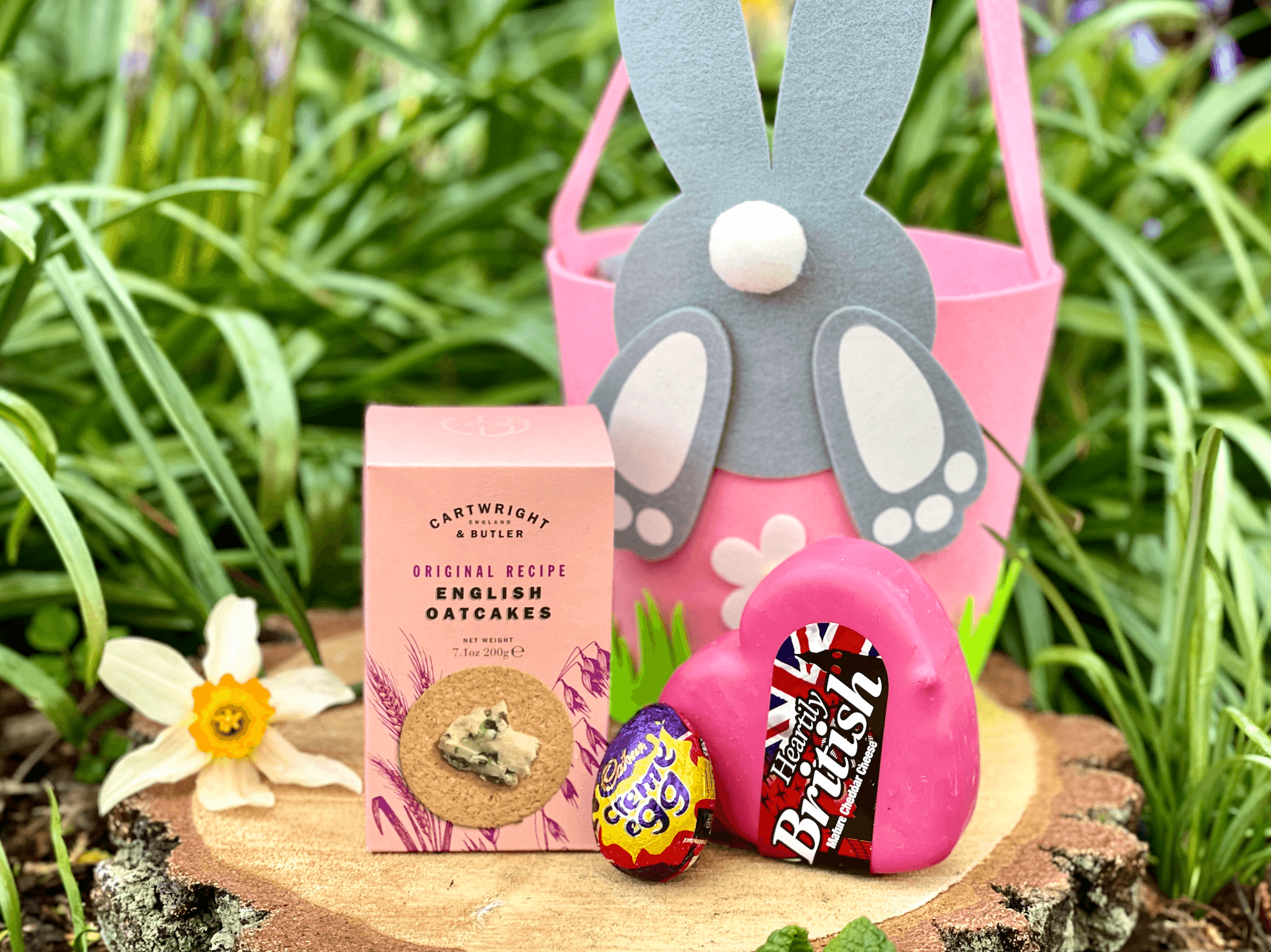 Pink Easter Bunny Cheese & Chocolate Gift Set 180g (cheese weight) - Celebration Cheeses